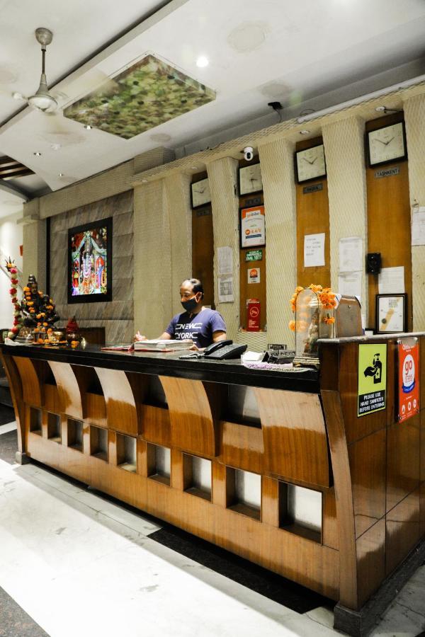 Hotel Centra Inn Yeni Delhi Dış mekan fotoğraf